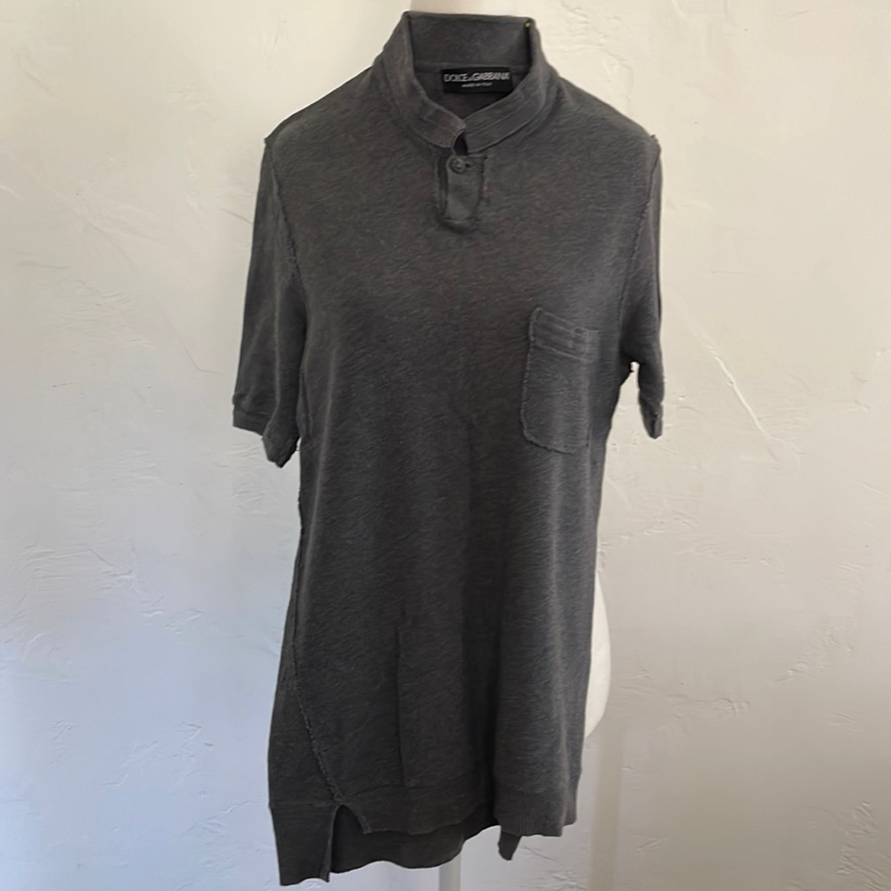 D&G men polo shirt. Excellent condition.